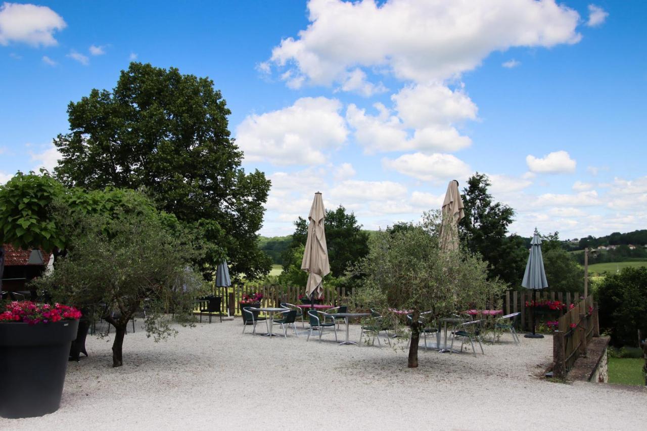 Auberge Des 7 Tours Martel Zewnętrze zdjęcie
