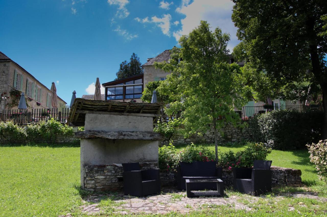 Auberge Des 7 Tours Martel Zewnętrze zdjęcie