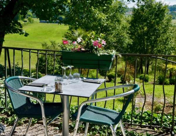 Auberge Des 7 Tours Martel Zewnętrze zdjęcie